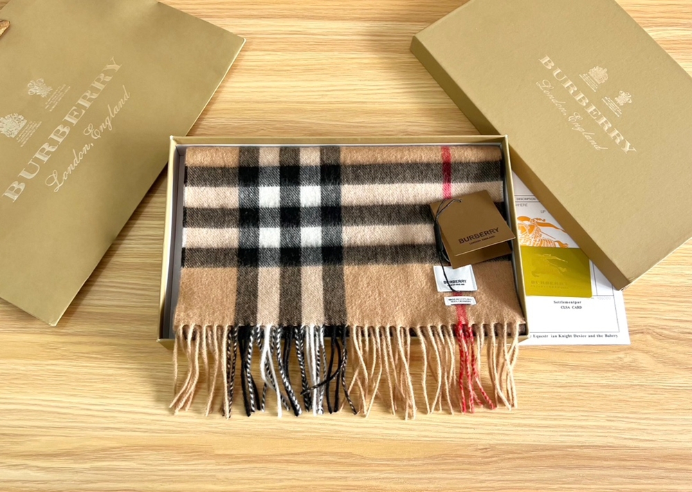 Burberry Classic Check Cashmere Scarf Camel Tassel Full Gift Box Set